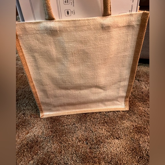 Costa Rica Save The Earth Frog Red Berry Jute Bag - Picture 4 of 8